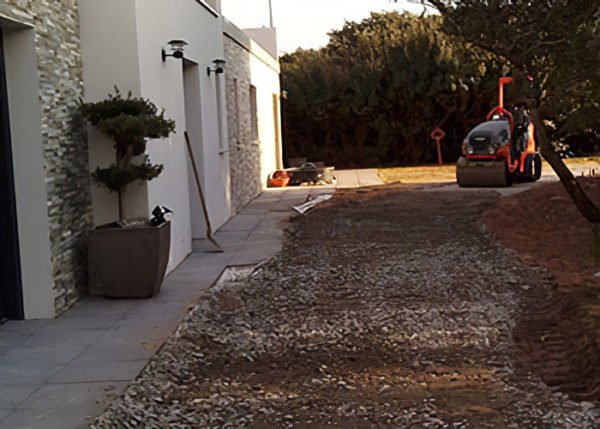 SRTP-travaux-publics-la-roche-sur-yon-img-4-600x429 L'Escale