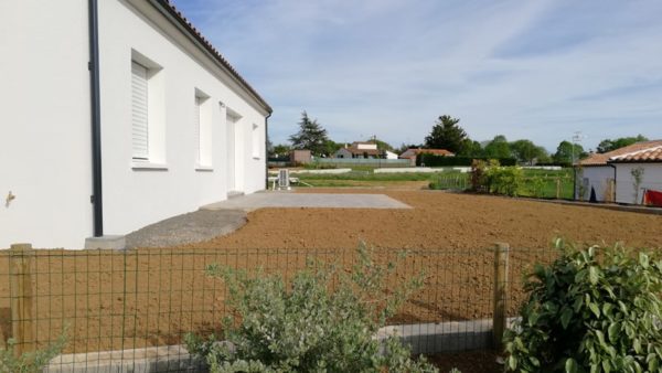 pose-cloture-600x338 L'Escale